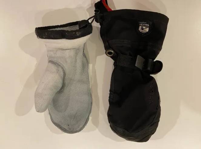 Hestra Army Leather Extreme - Review 2025 - Slope Magazine Hestra Army Leather Extreme - Review 2025 - Slope Magazine